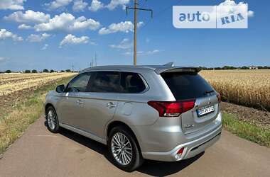 Цены Mitsubishi Outlander Гибрид (HEV)