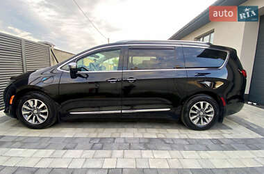 Цены Chrysler Pacifica Гибрид (HEV)