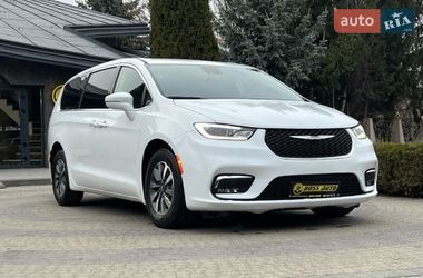 Цены Chrysler Pacifica Гибрид (HEV)