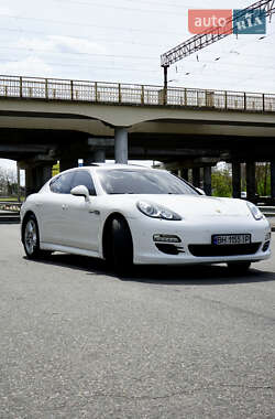 Цены Porsche Panamera Гибрид (HEV)