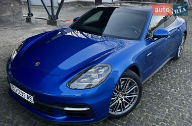 Ціни Porsche Panamera Гібрид (HEV)