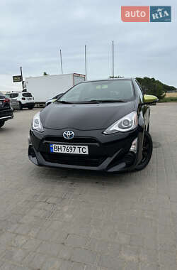 Ціни Toyota Prius C Гібрид (HEV)