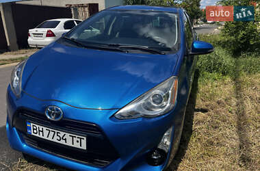 Ціни Toyota Prius C Гібрид (HEV)