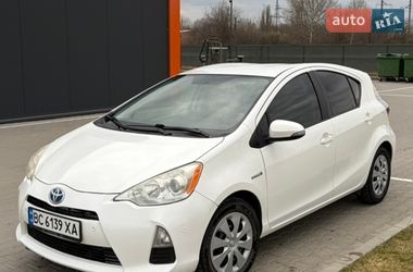 Ціни Toyota Prius C Гібрид (HEV)
