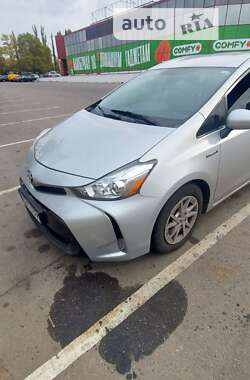 Цены Toyota Prius v Гибрид (HEV)