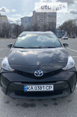 Цены Toyota Prius v Гибрид (HEV)