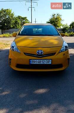 Цены Toyota Prius v Гибрид (HEV)