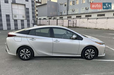Ціни Toyota Prius Гібрид (HEV)