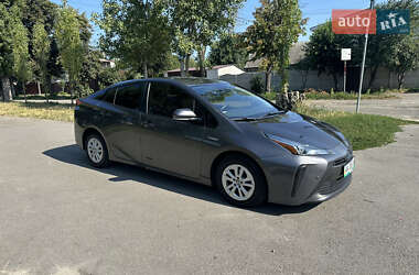 Цены Toyota Prius Гибрид (HEV)