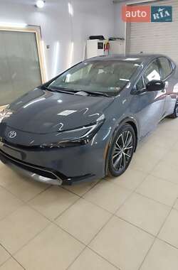Ціни Toyota Prius Гібрид (HEV)