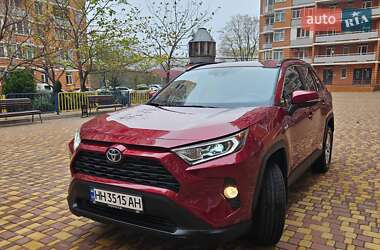 Ціни Toyota RAV4 Гібрид (HEV)