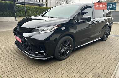 Цены Toyota Sienna Гибрид (HEV)