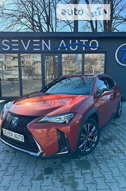 Ціни Lexus UX Гібрид (HEV)