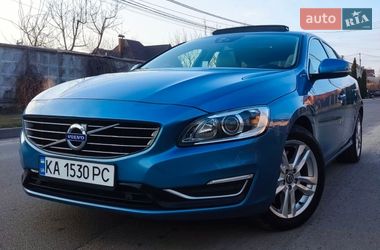 Ціни Volvo V60 Гібрид (HEV)