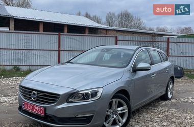 Цены Volvo V60 Гибрид (HEV)