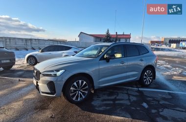 Ціни Volvo XC60 Гібрид (HEV)