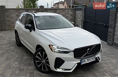 Ціни Volvo XC60 Гібрид (HEV)