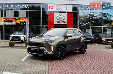 Ціни Toyota Yaris Cross Гібрид (HEV)