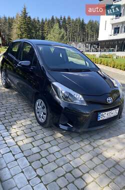 Ціни Toyota Yaris Гібрид (HEV)