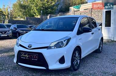 Ціни Toyota Yaris Гібрид (HEV)