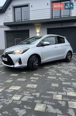 Ціни Toyota Yaris Гібрид (HEV)