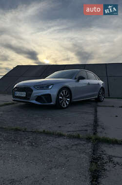 Цены Audi A4 Гибрид (MHEV)