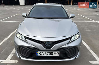 Ціни Toyota Camry Гібрид (PHEV)