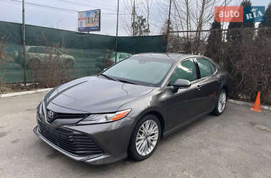Ціни Toyota Camry Гібрид (PHEV)