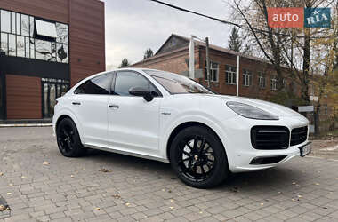 Цены Porsche Cayenne Гибрид (PHEV)