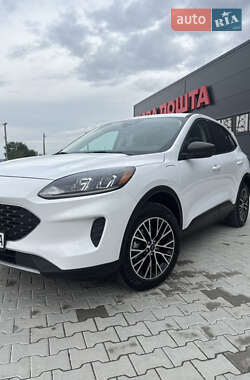 Цены Ford Escape Гибрид (PHEV)