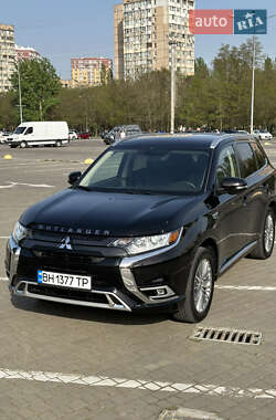 Цены Mitsubishi Outlander Гибрид (PHEV)