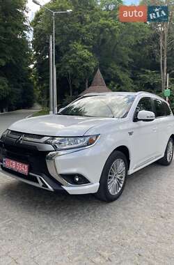 Цены Mitsubishi Outlander Гибрид (PHEV)
