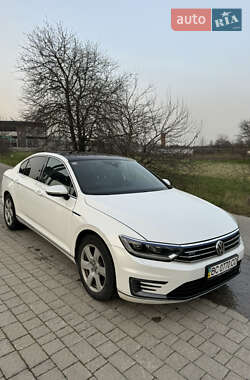 Ціни Volkswagen Passat Гібрид (PHEV)