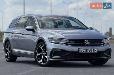 Ціни Volkswagen Passat Гібрид (PHEV)