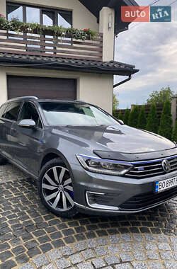 Ціни Volkswagen Passat Гібрид (PHEV)