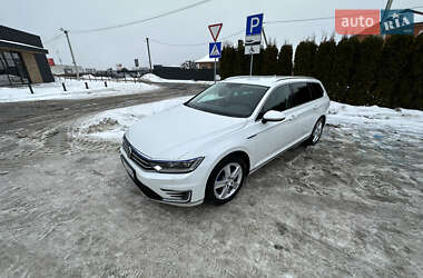 Цены Volkswagen Passat Гибрид (PHEV)