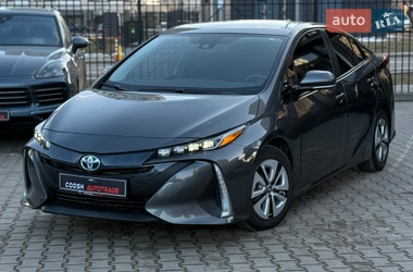 Ціни Toyota Prius Гібрид (PHEV)