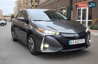 Цены Toyota Prius Гибрид (PHEV)