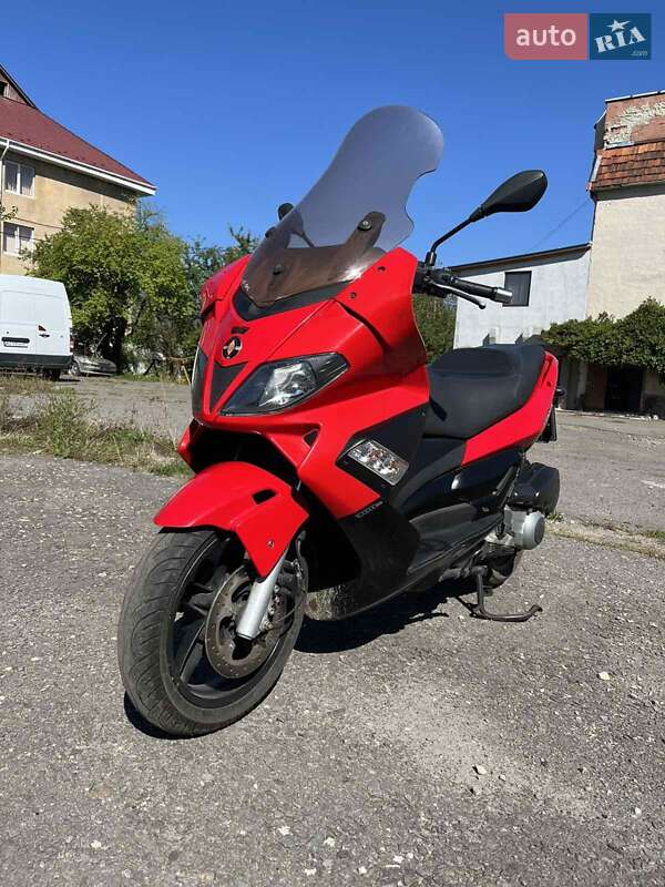 Gilera Nexus