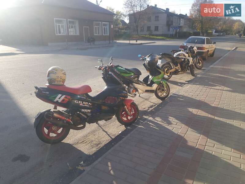 Скутер Gilera Runner 1998 в Звягеле фото 10 Скутер Gilera Runner 1998 в Звягеле