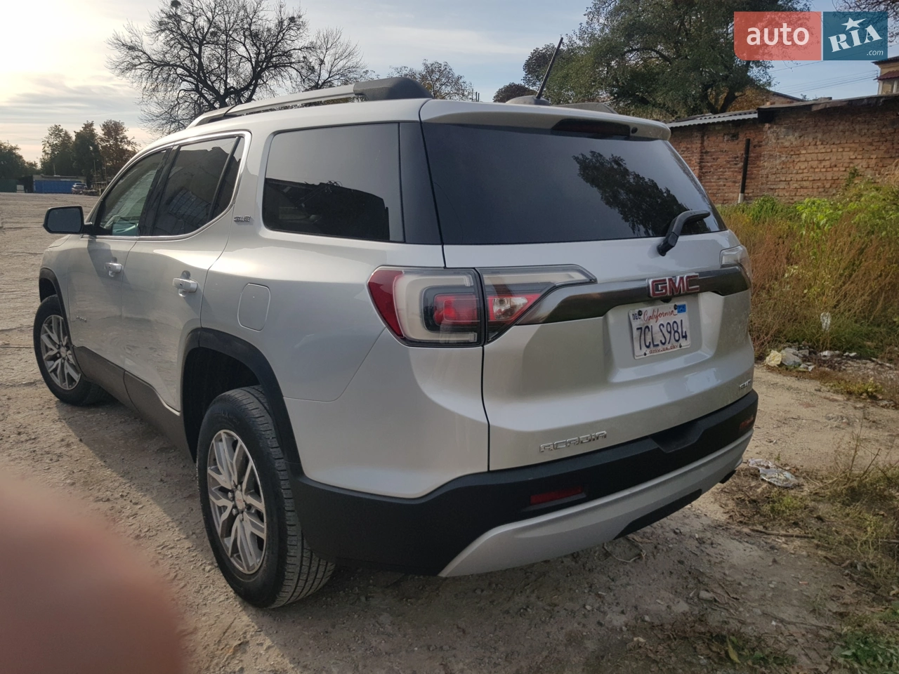 2017 GMC Acadia - мініатюра 2