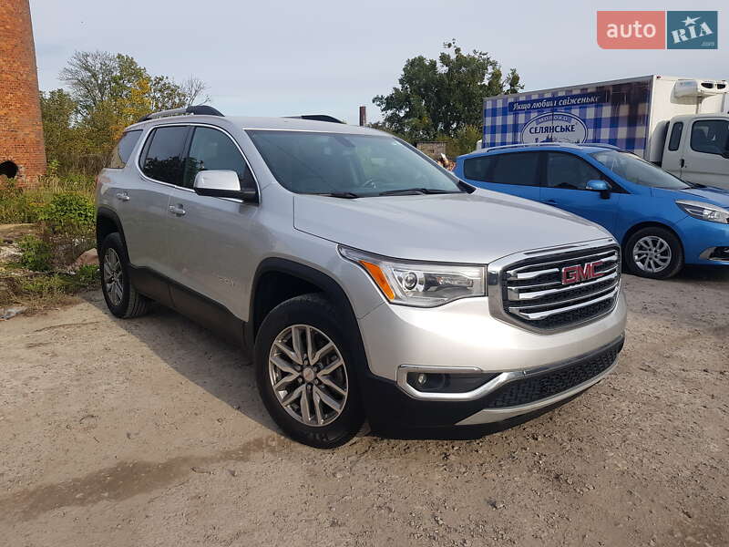 GMC Acadia
