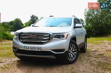 GMC Acadia SLT 2017