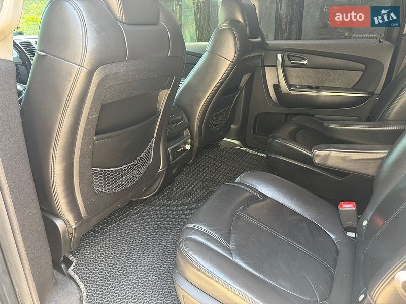 Позашляховик / Кросовер GMC Acadia 2007 в Миколаєві
