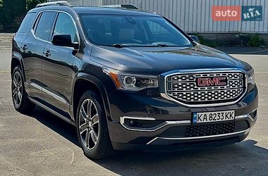 Внедорожник / Кроссовер GMC Acadia 2017 в Киеве