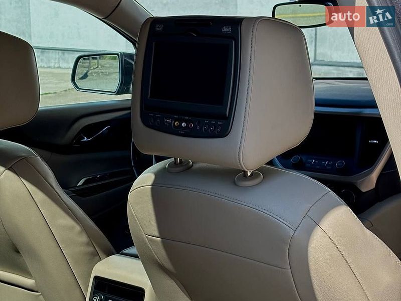 Внедорожник / Кроссовер GMC Acadia 2017 в Киеве