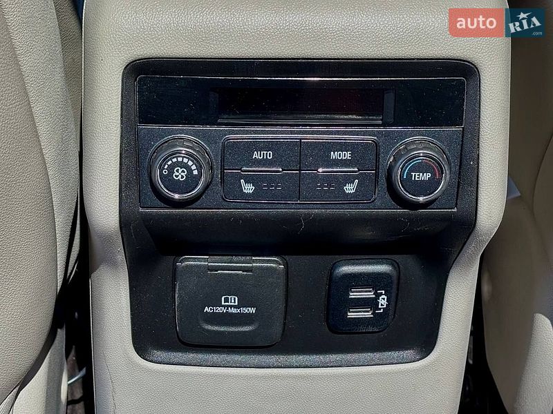 Внедорожник / Кроссовер GMC Acadia 2017 в Киеве
