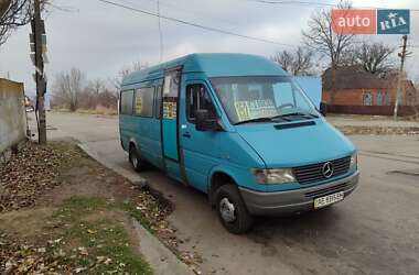 Характеристики Mercedes-Benz Sprinter Міський автобус