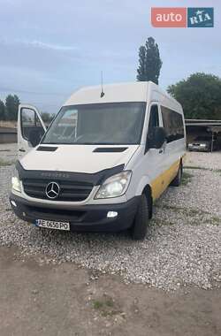Характеристики Mercedes-Benz Sprinter Міський автобус