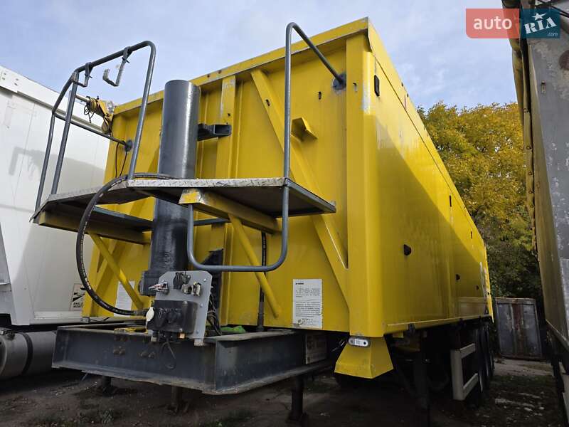 Самоскид напівпричіп GRAS GS